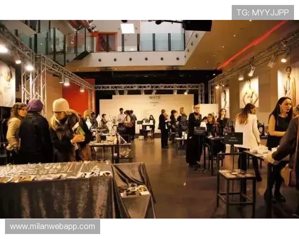 米兰官方旗舰店线上购物指南，轻松选购心仪奢华时尚商品